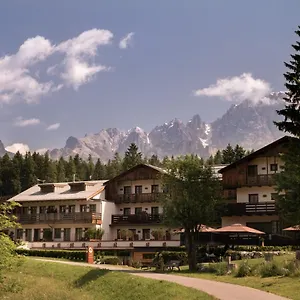 Rosapetra - Small Luxury Of The World ***** Cortina d'Ampezzo