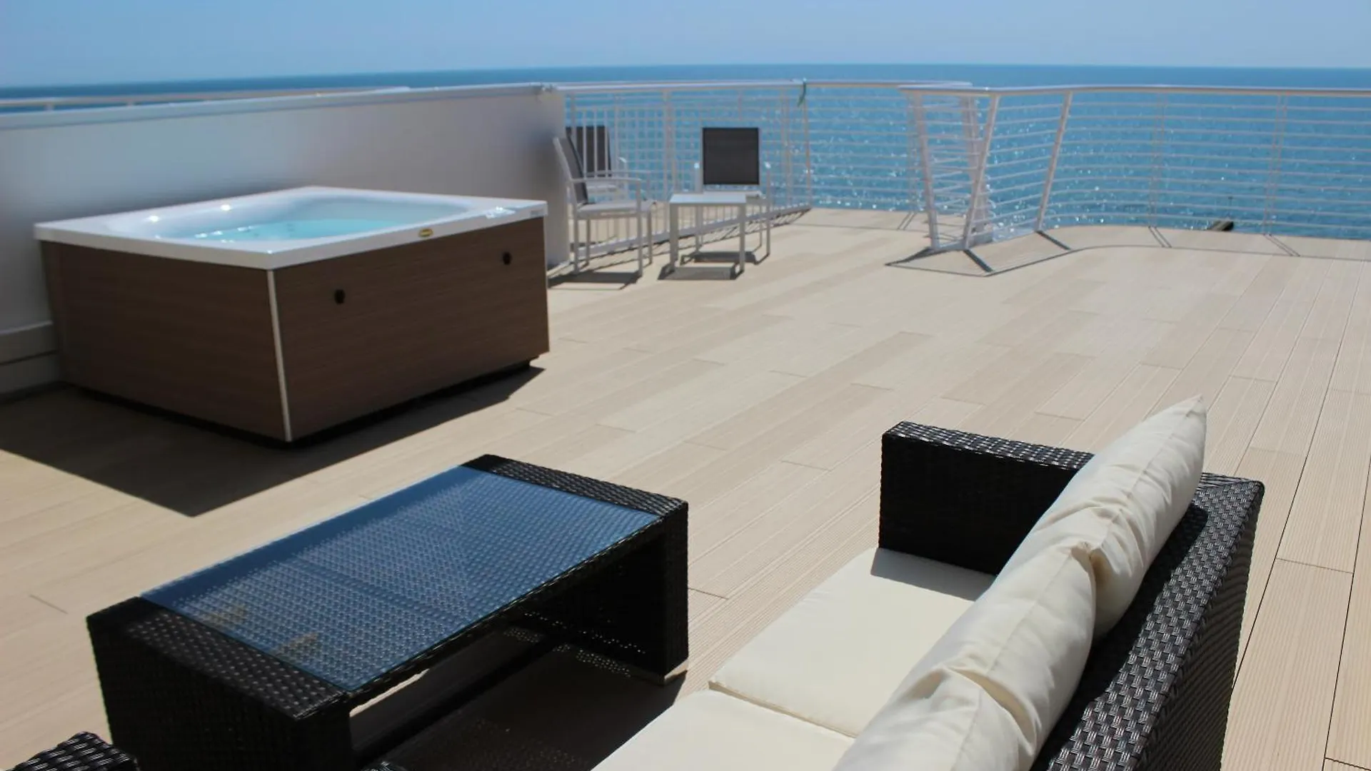 Hotel Le Soleil Lido di Jesolo 4*,  Italia